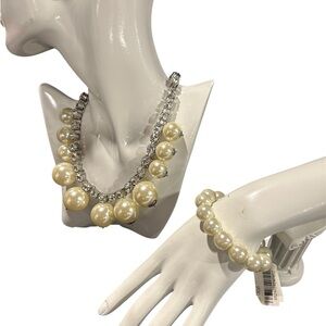 Express Cream and Silver Pearl Necklace and Bracelet Set